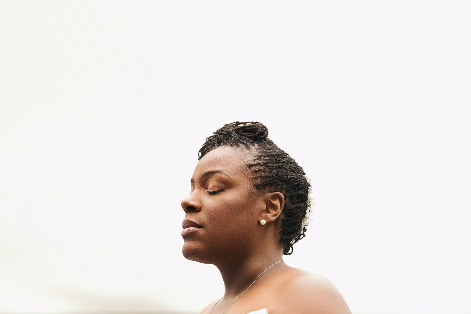 Baltimore County Bride in front of light